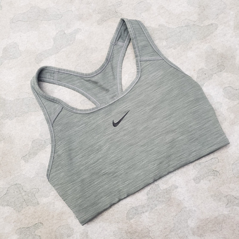Nike Sports Bra Womens Small Gray Pullover Yogaโ Gym Activewear Fitness